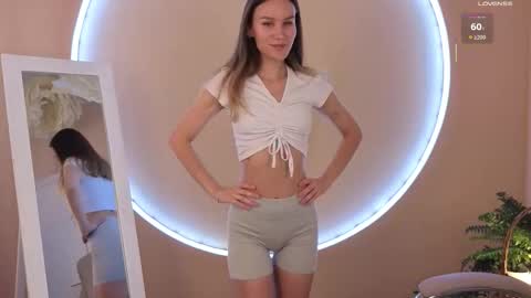 Claire online show from September 24, 9:27 am