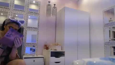 Martha online show from March 3, 6:42 am