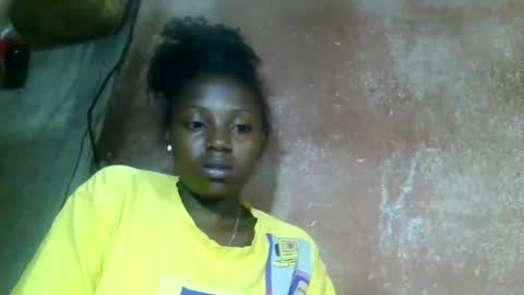 clarisse98 online show from March 24, 10:05 pm