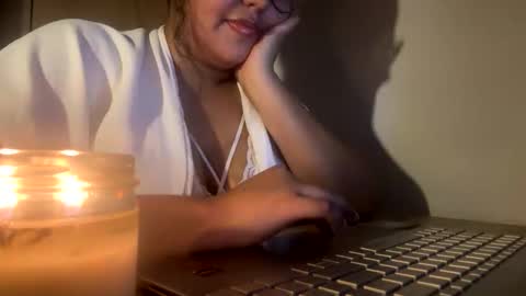 clariun online show from November 3, 12:17 pm