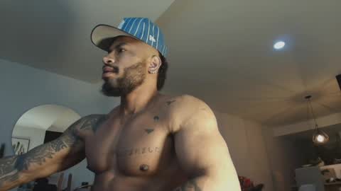 clark_strong online show from April 22, 10:44 am