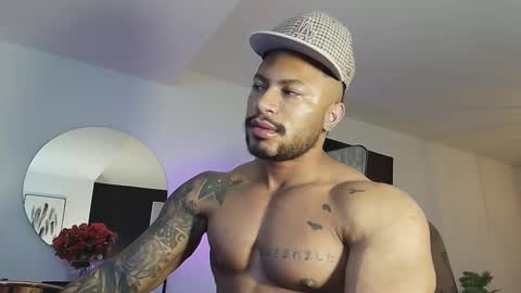 clark_strong online show from December 22, 8:48 pm