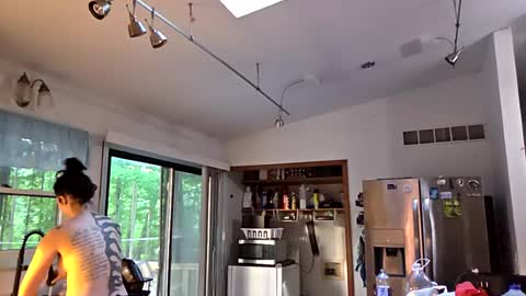 clarnbear online show from July 1, 12:52 am