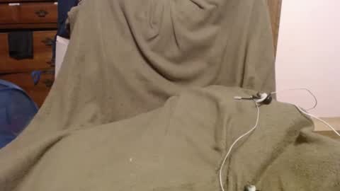 Classac83 online show from February 2, 5:10 am