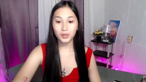 Snapshot of classy_mikah chatting on February 27, 2:32 pm MIKAY OR MIKAH online show from February 27, 2:32 pm