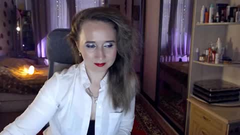 classyinna online show from October 8, 11:38 am