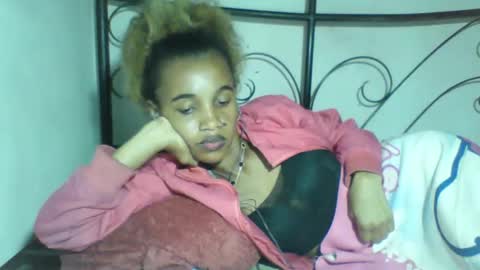 claudianne online show from May 4, 9:21 pm