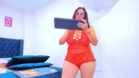 Clayr online show from October 9, 10:48 pm