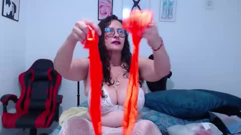 Clayr online show from March 8, 2:04 am