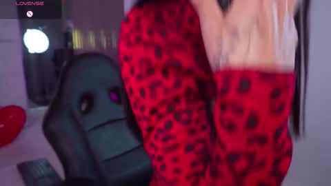 Cleo Adams online show from February 15, 6:26 am