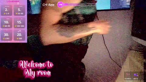 Snapshot of cleo_05 chatting on January 18, 2:25 am cleo_05 online show from January 18, 2:25 am