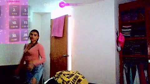 Snapshot of cleo_05 chatting on January 25, 1:10 am cleo_05 online show from January 25, 1:10 am