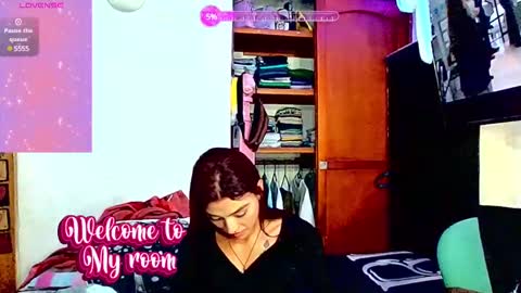 Snapshot of cleo_05 chatting on February 26, 2:41 am cleo_05 online show from February 26, 2:41 am