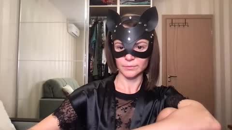 cleo_catra online show from October 1, 3:55 pm