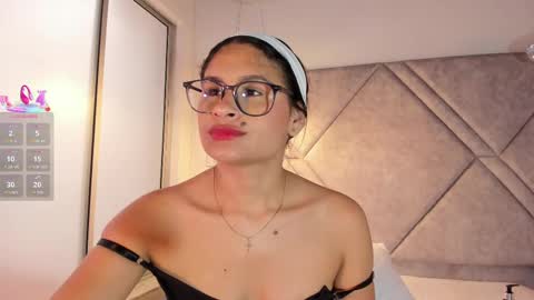 Cleopatra online show from September 24, 9:43 pm