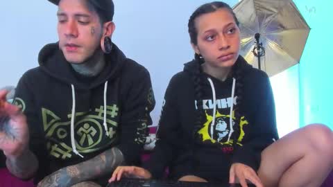 cleo y maikol online show from October 25, 2:39 pm