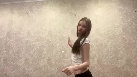 Cleo online show from March 20, 7:41 pm