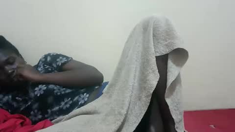 clity_creamer online show from September 18, 12:03 am