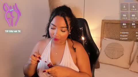 Snapshot of cloe_25 chatting on September 12, 4:25 am cloe_25 online show from September 12, 4:25 am