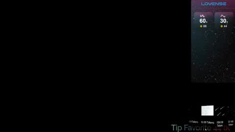 Snapshot of cloe_25 chatting on December 7, 1:30 am cloe_25 online show from December 7, 1:30 am