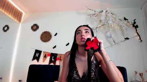 CLOE  online show from October 16, 4:34 am