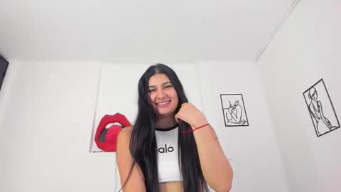 Snapshot of cloehonney chatting on March 2, 10:16 pm cloe online show from March 2, 10:16 pm