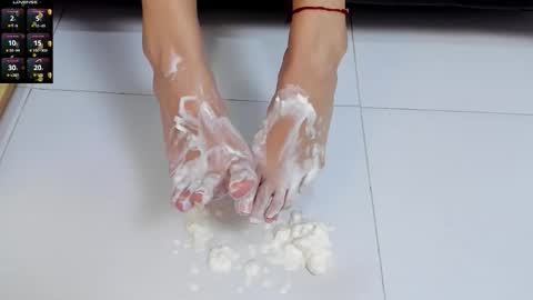 lady cloe person online show from February 19, 3:55 pm