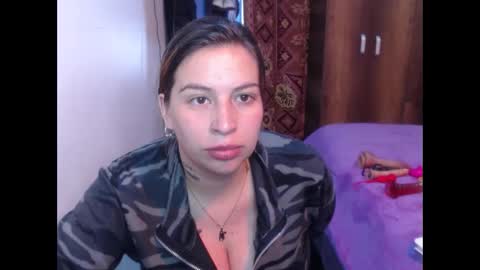 cloepregnant25 online show from February 26, 3:59 pm
