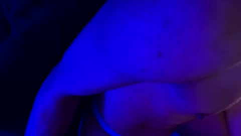 Drew online show from February 19, 7:59 pm