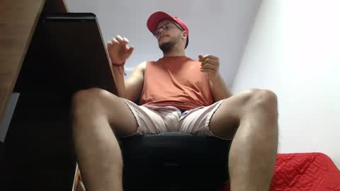 cloudsxxx17 online show from September 11, 4:41 pm