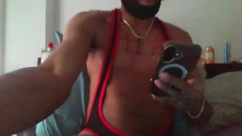 cloudy_pleasure online show from September 23, 8:26 pm