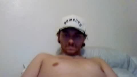 tallhungandcloudy online show from February 28, 9:24 am