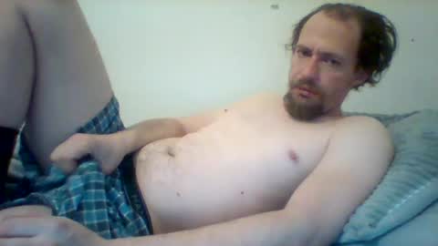 Snapshot of cloudyystarr666 chatting on March 6, 5:54 pm cloudyystarr666 online show from March 6, 5:54 pm