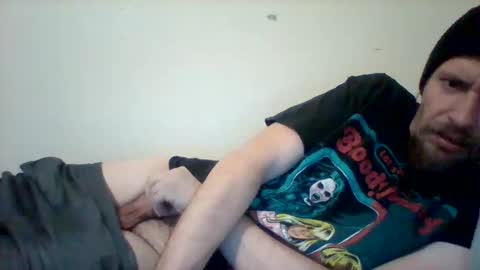 Snapshot of cloudyystarr666 chatting on March 9, 9:57 pm cloudyystarr666 online show from March 9, 9:57 pm