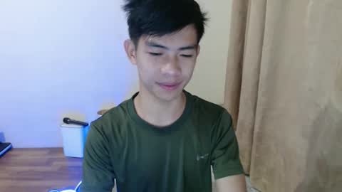 clyde_twinkx online show from February 22, 9:39 pm