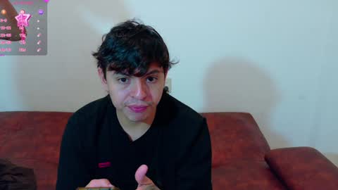Snapshot of clydexxxbunny chatting on December 29, 2:17 am Clyde and Bunny online show from December 29, 2:17 am