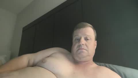 cmachen online show from April 17, 2:25 am