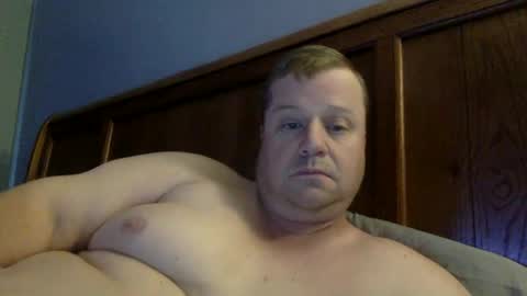 Snapshot of cmachen chatting on December 8, 5:01 pm cmachen online show from December 8, 5:01 pm