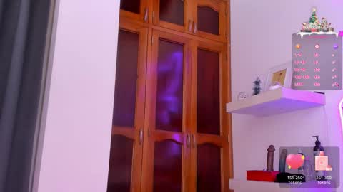 cmila0713 online show from November 30, 12:07 am