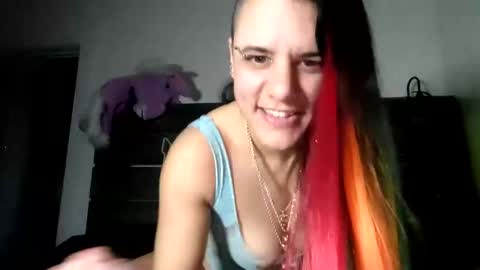 cmoan3y online show from December 3, 4:10 am