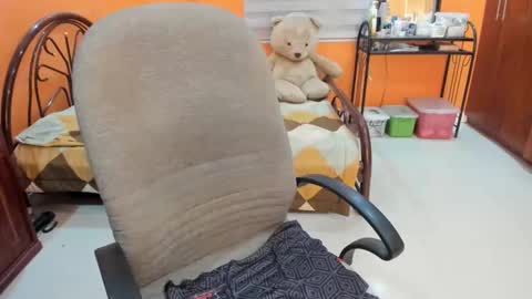 titanis online show from October 13, 8:33 pm