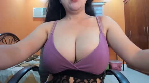 titanis online show from March 12, 8:09 pm