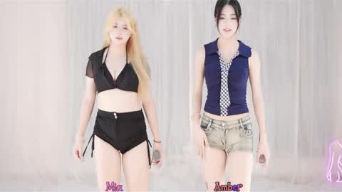 coco2002924 online show from September 28, 2:42 am