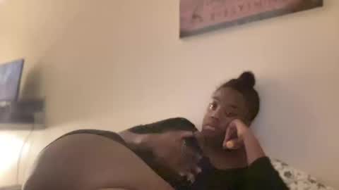 coco_dabaddest25 online show from October 12, 9:13 am