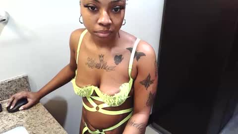 chanel online show from April 11, 8:29 am