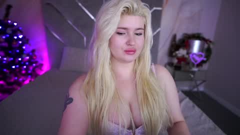 onlyfans amyleyy online show from December 24, 7:28 am