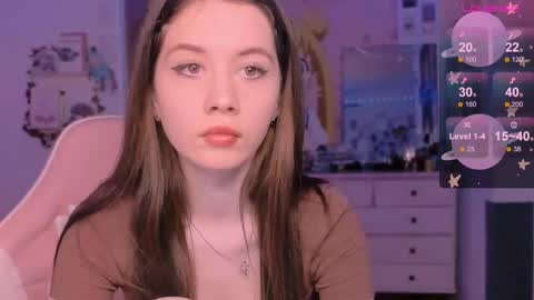 Snapshot of coddleweeper chatting on September 8, 2:16 pm Hello guys my name is Coddle online show from September 8, 2:16 pm