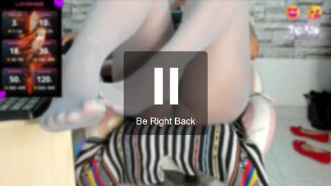 laurita online show from December 5, 5:11 pm