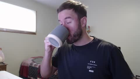 c o f f e e l o u n g e online show from January 4, 5:16 pm