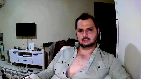 Snapshot of coldskull15 chatting on February 19, 7:48 pm coldskull15 online show from February 19, 7:48 pm
